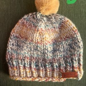 Chunky Hand Knit Beanie Fur PomPom
